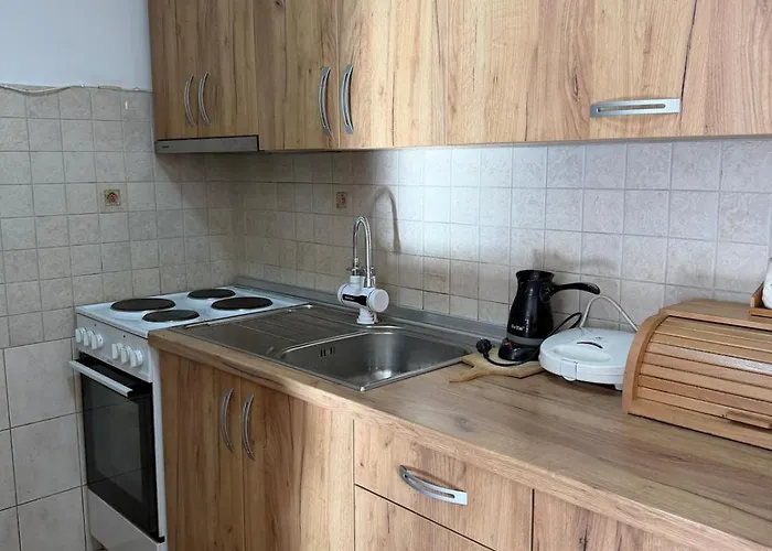 Sunny Cozy Wi-fi Elevator Urban